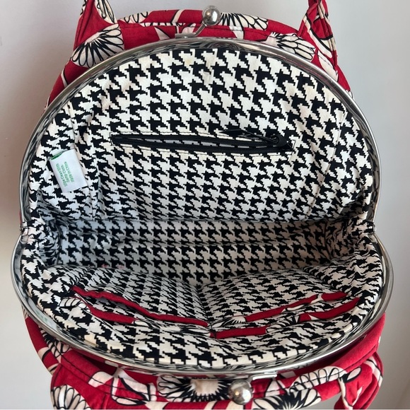 Vera Bradley Red and White Quilted Shoulder Bag - Picture 7 of 16
